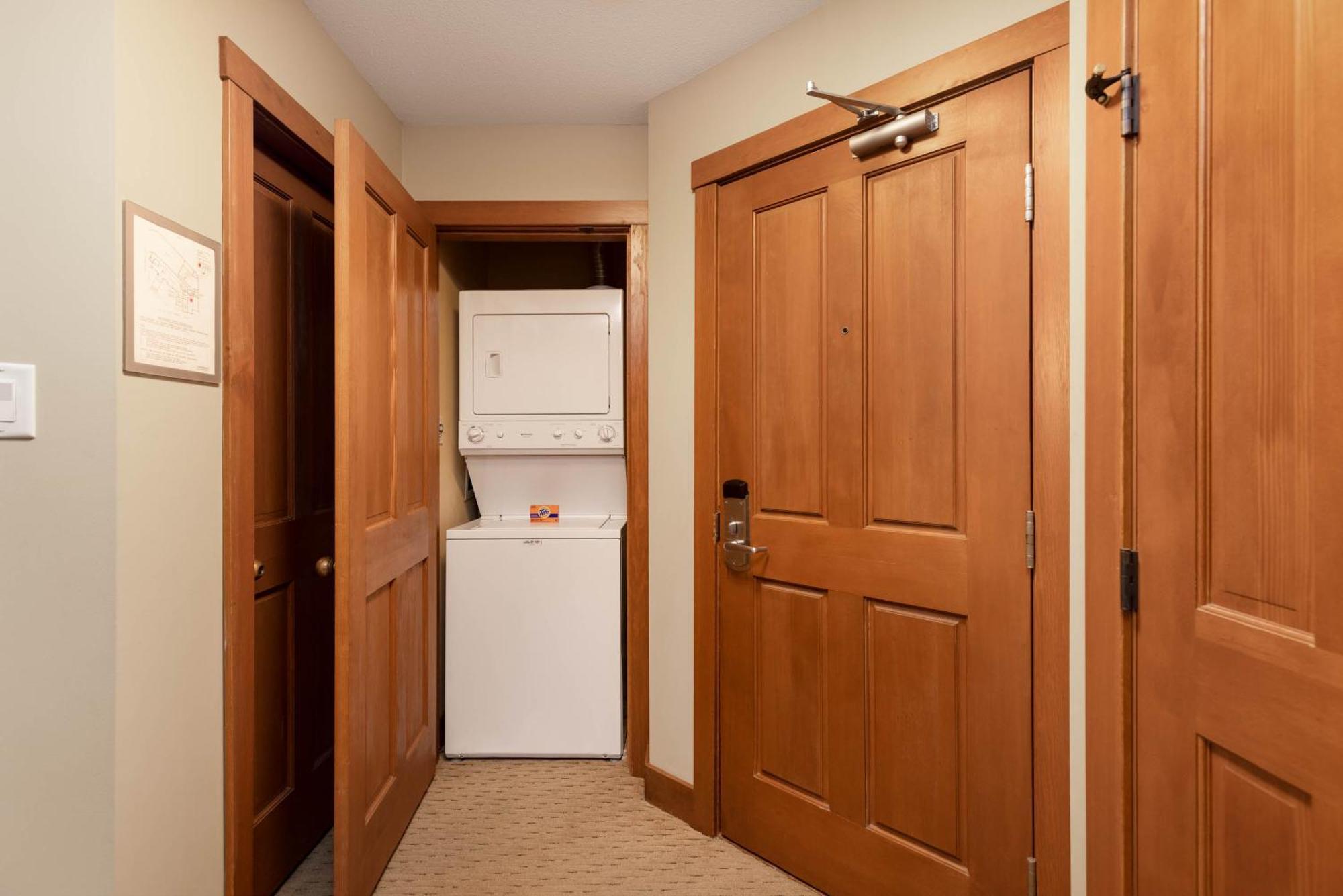 Horstman House By Whistler Premier Apartment Екстериор снимка