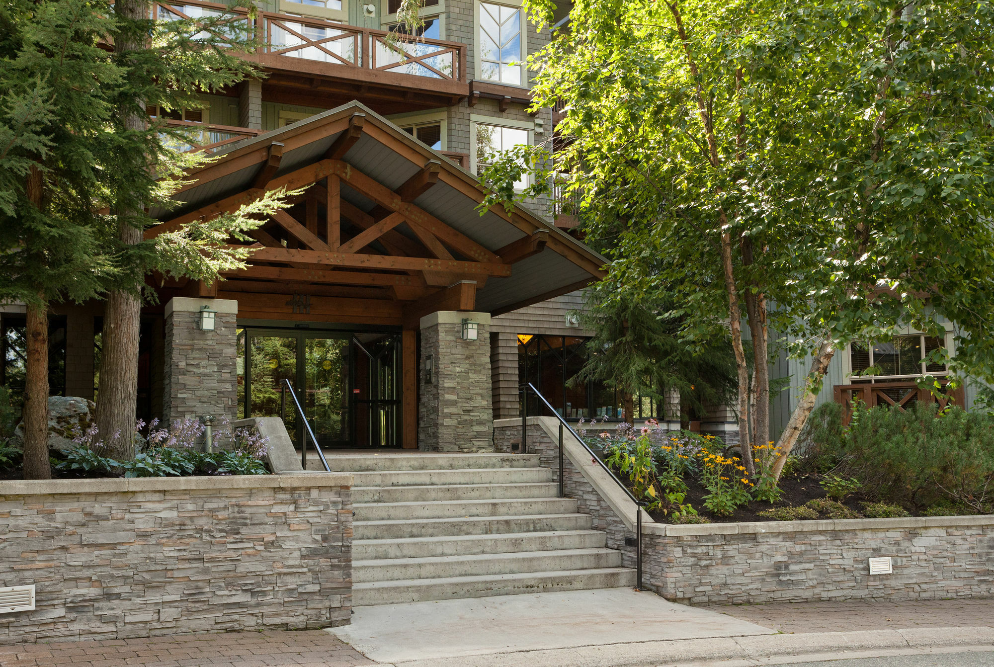 Horstman House By Whistler Premier Apartment Екстериор снимка